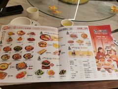-小菜园新徽菜(上海浦东复地活力城店)