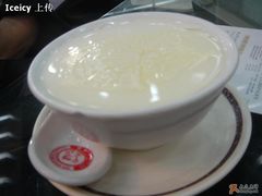 双皮奶-义顺牛奶公司(庇利金街店)