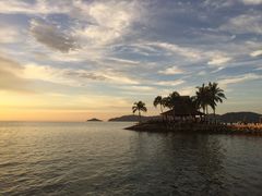 -Sunset Bar(丹绒亚路香格里拉店)