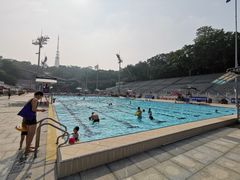 -越秀山游泳场