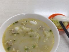 -面婆婆东台鱼汤面(湛江路店)