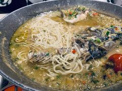 王家渡鱼头王-眉州东坡(博雅店)