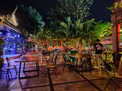 -拾光音乐餐酒吧(告庄星光夜市店)