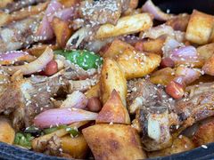 -老钟家烤羊排·敦伊阁清真餐厅胡羊焖饼