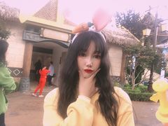 -七彩云南欢乐世界