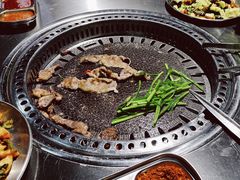 -马路牙子烧烤音乐酒馆(望京店)