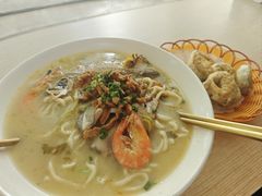 -面道赞宁海海鲜面(迎凤街店)