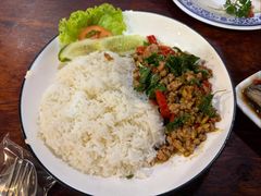 打抛猪肉盖浇饭-Dang restaurant (patong phuket)