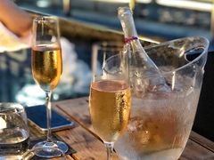 -MONICH牛排融合餐厅(和义大道购物中心店)