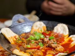 地锅鸡-龙梅肥肠鱼(明瓦廊店)