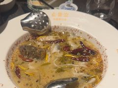 -渔语鱼新川菜Bistro(万象天地店)