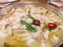 -新记印象酸菜鱼馆(天阳亲子广场店)