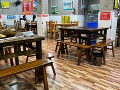 大堂-一品红烧鸭特色川菜(三岔湖店)