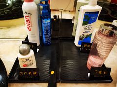 -裕龙汤泉