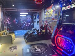 -VR+乐园·VR电竞·家庭亲子·密室逃脱·轰趴团建