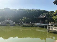 -灵岩山风景区