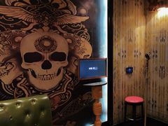 -UK派对KTV(日月广场店)