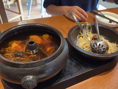 -云海肴·汽锅鸡·云南菜(天山百盛优客店)