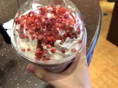 伊顿草莓酷乐冰-COSTA COFFEE(天通苑华联店)