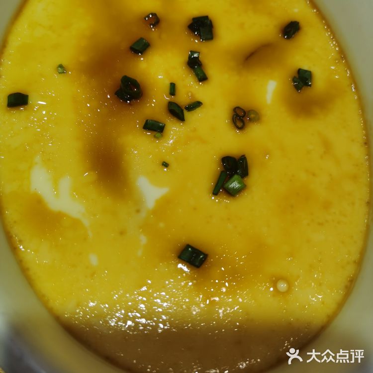 他家的鱼真的没话说，超级好吃，每次我们都会点一鱼三吃