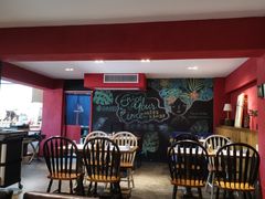 等位区-静香HOUSE·全时段融合餐厅(七星欢乐颂店)