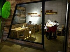 -Who乎coffee&bar
