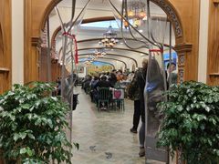 -清真·玛丽亚新疆菜主题餐厅(浙江中路店)
