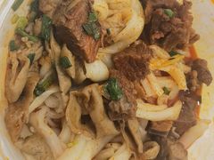 -中山牛肉肥肠粉面馆(军工社区店)
