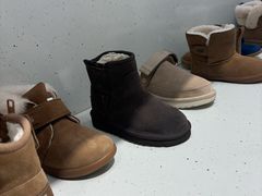 -UGG(燕莎奥特莱斯购物中心店)
