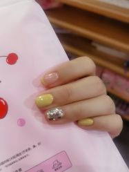 -U+nail优加专业美甲美睫