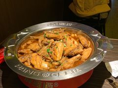 -胖哥俩肉蟹煲(南宁江南万达店)