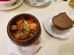 罐焖牛肉-老井俄式餐厅