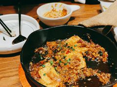 -云海肴·汽锅鸡·云南菜(天山百盛优客店)