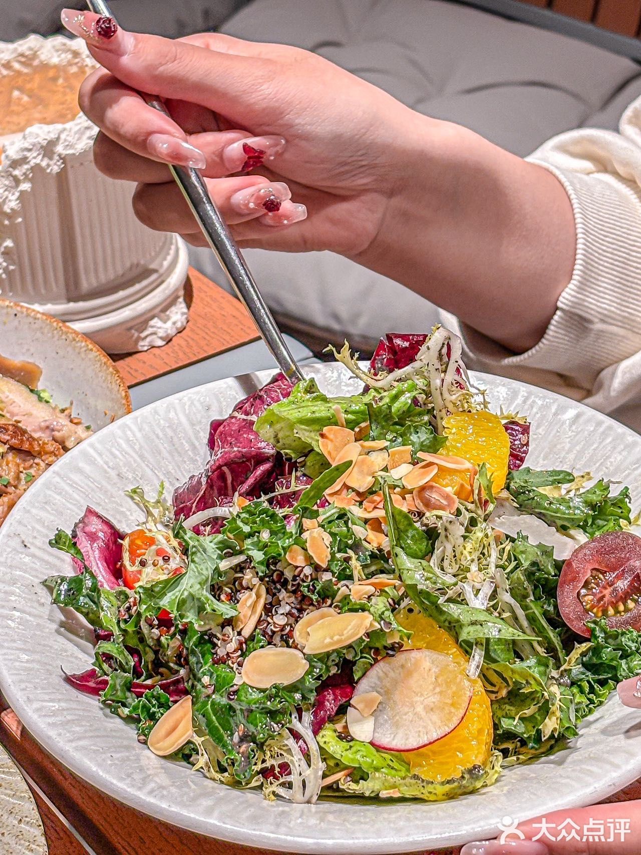 马当路上i 人也很友好bistro西餐，适合约会