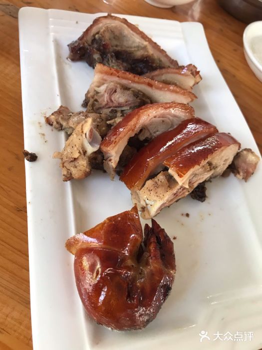 姐妹四更烤猪店-姐妹烤乳猪-菜-姐妹烤乳猪图片-东方美食-大众点评网
