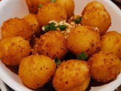 孜然小土豆-炉小二铜锅牛蛙•川湘菜(三里屯店)