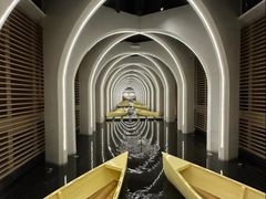 -涨巢·潮玩水疗局