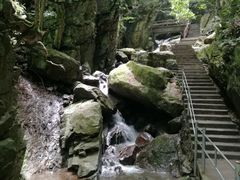 -藏龙百瀑风景区