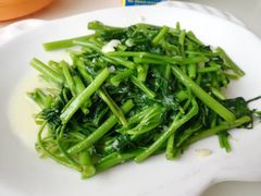 -鑫悦楼煎蟹·16年海鲜大排档