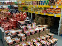 -三小优购仓储会员店(华康路店)