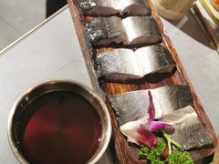 金牌鳗鱼半条-围炉肉舍•炭烤活鳗•丹东海鲜烤肉(步行街店)