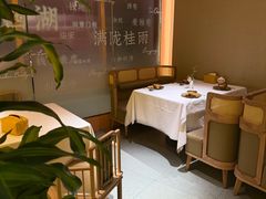 -桂满陇·手作小笼包&江南叫花鸡(中山公园店)