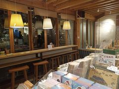 大堂-猫的天空之城概念书店(丽江古城饮玉巷店)