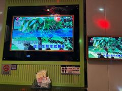 -唯爱KTV聚会餐厅(仙林东城汇店)