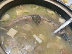 -土砂锅生态山庄·非遗砂锅雅鱼