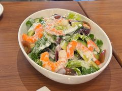 牛油果鲜虾沙拉-UPPER KITCHEN(延安路店)