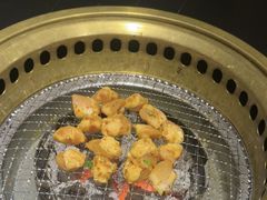 -山川小町·极番烧肉(新地假日广场店)