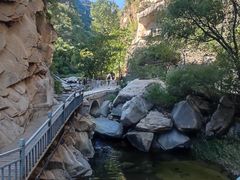 -黑龙潭风景区