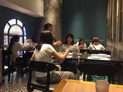 -美奈小馆·越南料理(中航城君尚购物中心店)