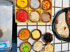 -贰回巷火锅馆(钟楼店)